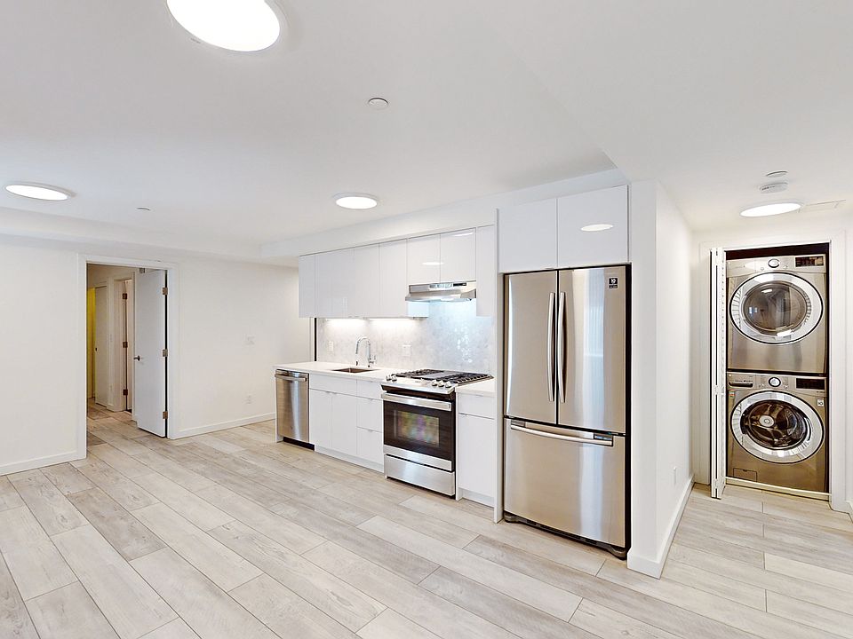 1st image of 748 Page St APT 11