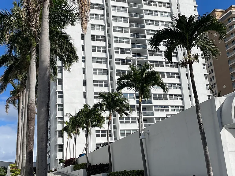 1904 S Ocean Dr #1107 — Photo 7