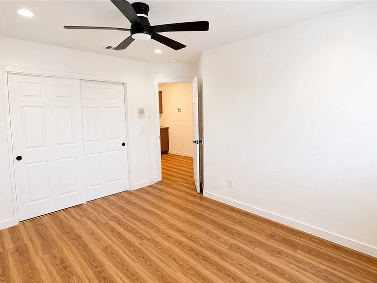 1916 Coyote Pass Way — Photo 19