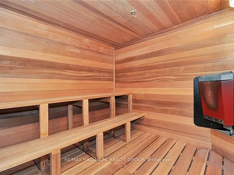 470 Laurier Ave W #902 — Photo 37