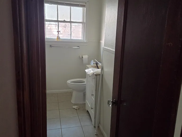 603 Teetshorn St #B — Photo 16