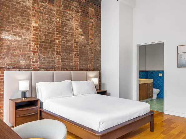 10 East 14th Street image 29 of 55