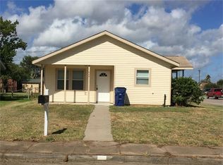 502 W 6th St, Freeport, TX 77541