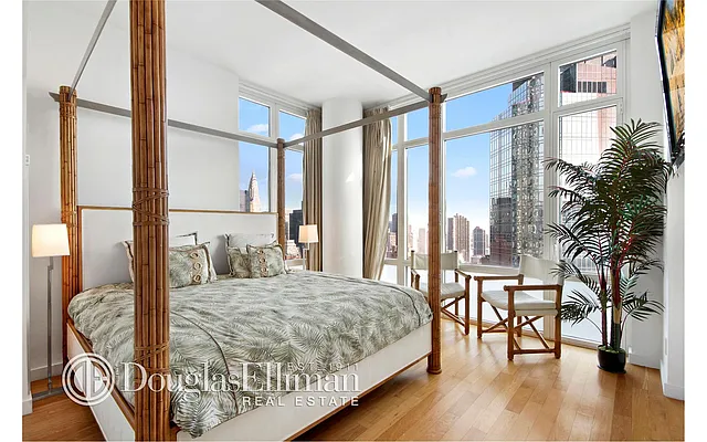 Sold by Douglas Elliman | media 5