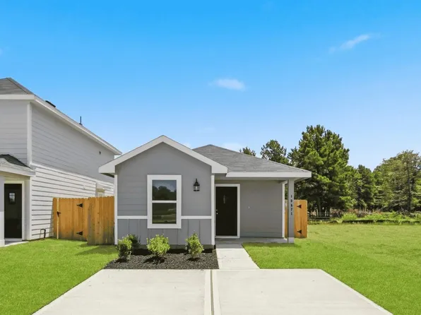 10871 N Baron Village Dr, Conroe, TX 77306