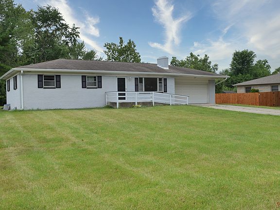 2nd image of 3515 Lindbergh Dr