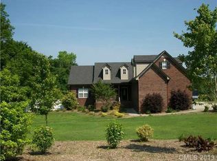 2118 Doster Rd, Monroe, NC 28112