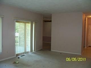 2nd image of 3104 Woodland Dr