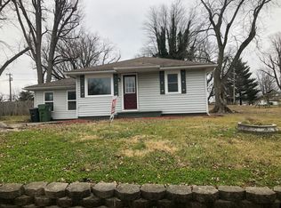 631 S Court St, Sullivan, IN 47882