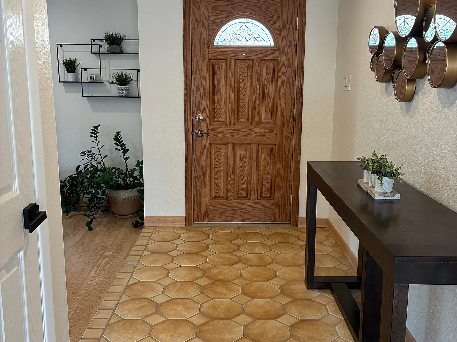 3 bed, 1850 sqft, $3,500 — Photo 4