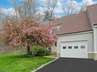 58 Aberdeen Dr, Mendham, NJ 07945