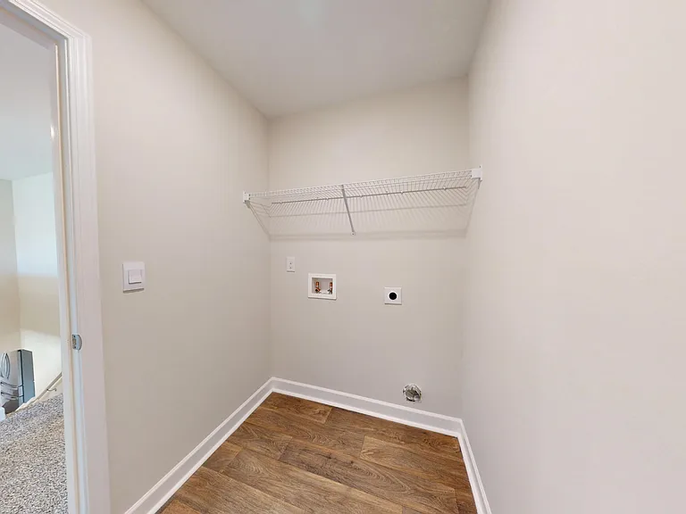 7726 Shaddix St — Photo 28
