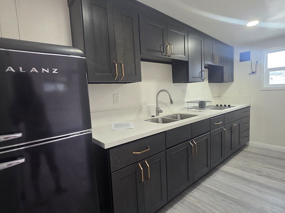 1st image of 13161 Francisquito Ave