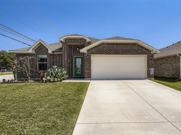 2816 Brasher Ln, Bedford, TX 76021