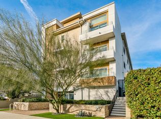 11611 Moorpark St #1, North Hollywood, CA 91602