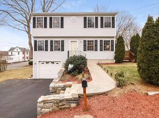 6 Glendale Ter, Shelton, CT 06484