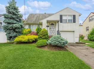 1036 Mopsick Ave, Linden, NJ 07036