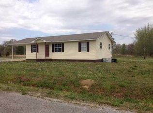 1885 9th St, Cherokee, AL 35616