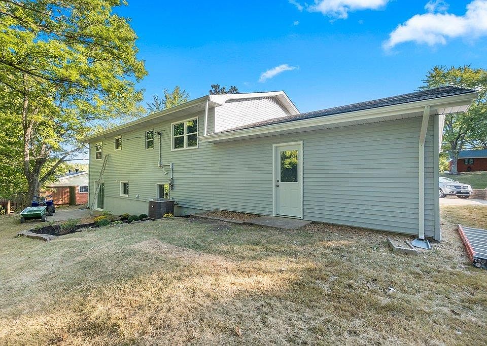 1912 Perryville Rd, Cape Girardeau, MO 63701 Zillow