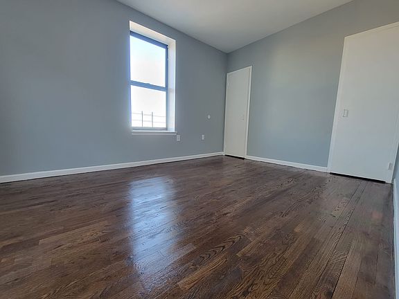 5th image of 1800 University Ave #2C