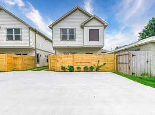 789 Fortune St #A-b, Houston, TX 77088