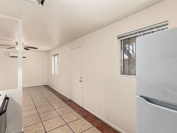 5th image of 5659 E 28th St
