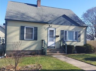 17 Gilles St, Coventry, RI 02816