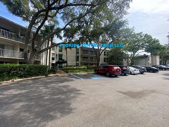 2nd image of 3325 Bayshore Blvd Unit C33