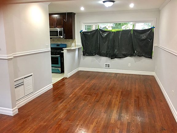 4th image of 151-48 133rd Ave #2B