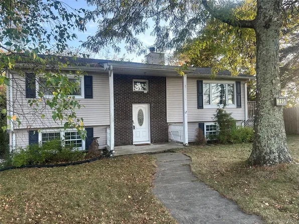 225 Knoell Road, Goshen, NY 10924