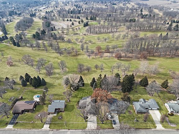 5th image of 210 Park Crest Dr