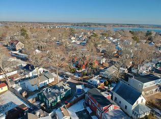 2 Pine St, Wareham, MA 02571