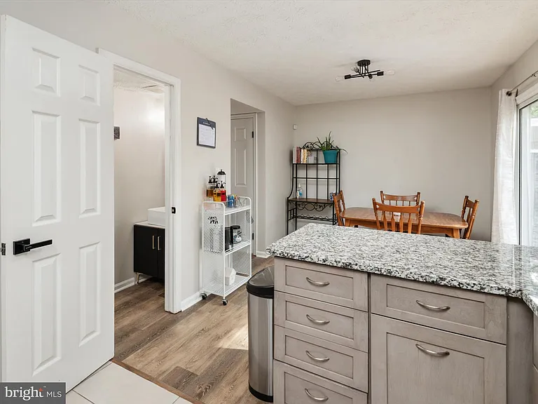 2139 Commissary Cir — Photo 19