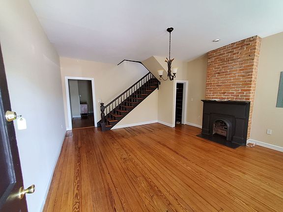 2nd image of 532 N 21st St