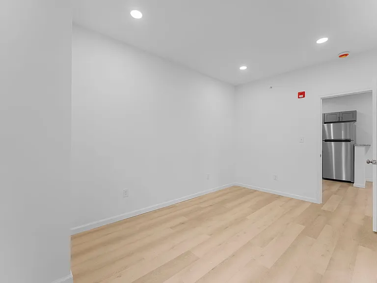 2600 S 7th St #2F — Photo 23