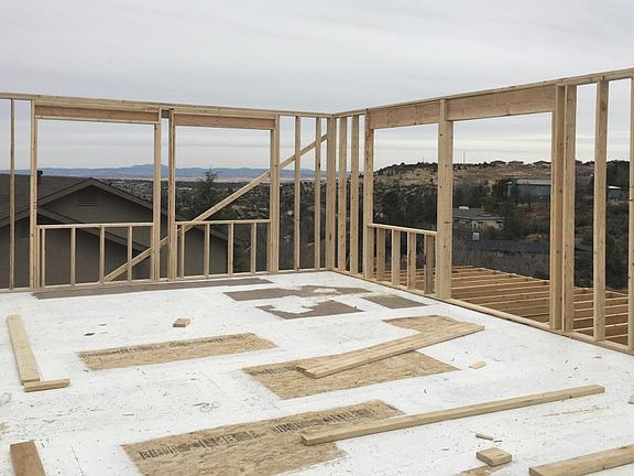 3rd image of 2261 Alta Vista Pl