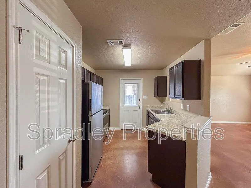 Southwood Hills — Photo 3