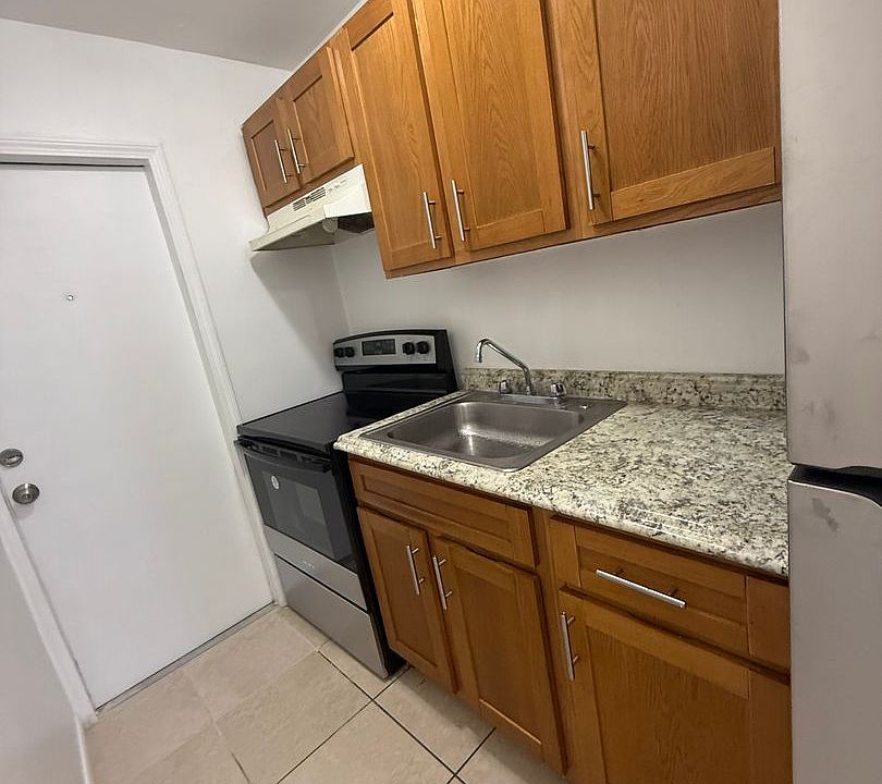 1st image of 750 NW 56th St APT 15