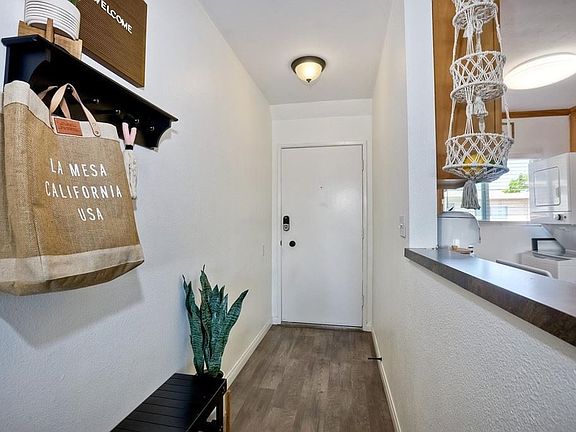 5th image of 8220 Vincetta Dr #44