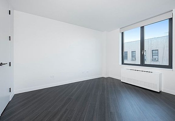 4th image of 250 E Houston St APT 2L