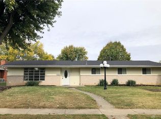 1231 Ortego Dr, Fairborn, OH 45324