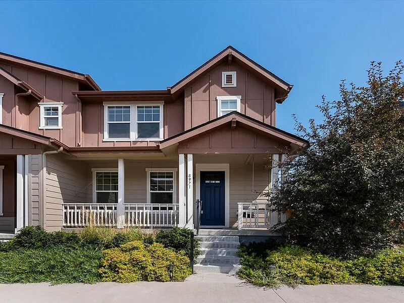 4 bed, 3.5 bath, 2297 sqft, $3,499 — Photo 1