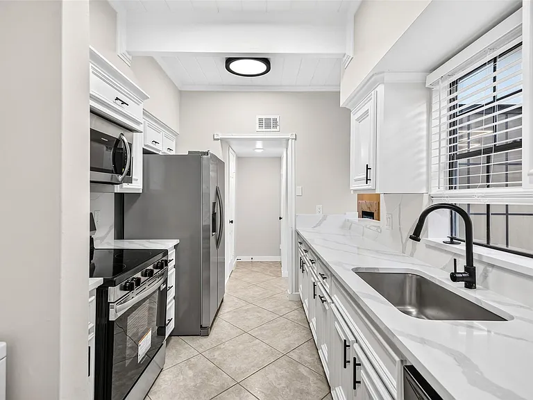 5328 Brownway St #B15 — Photo 10