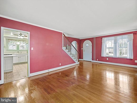 5th image of 1304 Salem Ave