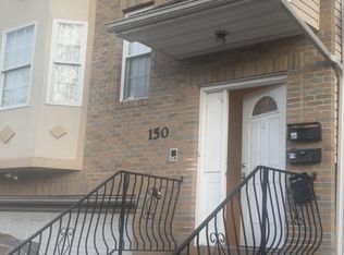150 N Munn Ave APT 1, East Orange, NJ 07017