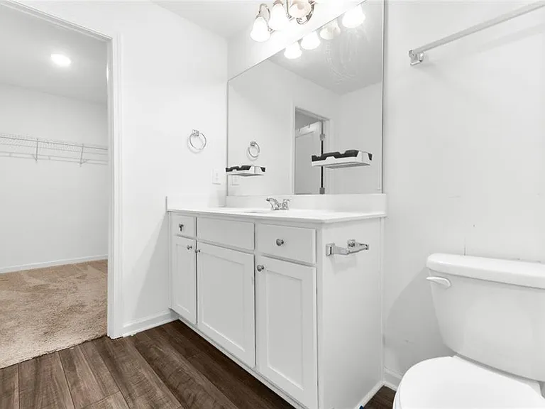 328 Penn Station Way — Photo 12