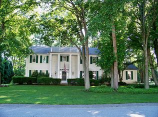 1410 Mulberry Ln, Fairview, PA 16415