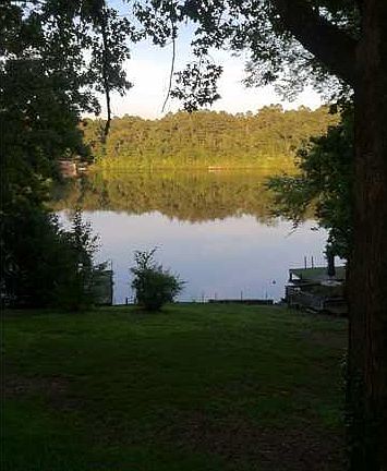 3rd image of 654 Peckerwood Creek Trl