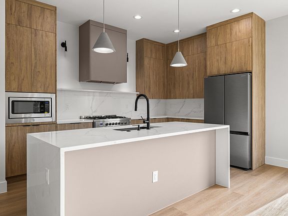 2nd image of 2507 N Massachusetts Ave #1