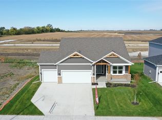 1292 NW Bennington Dr, Waukee, IA 50263